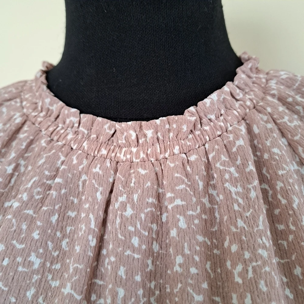 Reitmans Short Sleeve Blouse XL Dusty Pink and White Print Gathered Crew Neck - Picture 10 of 15